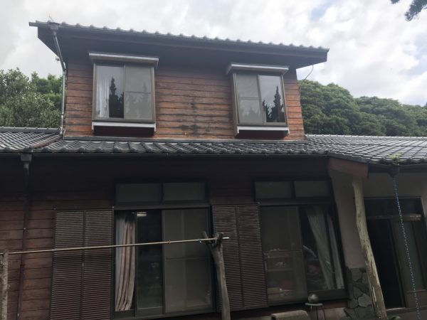 R3-3差木地クダッチ地区にある築32年の2階建て物件
